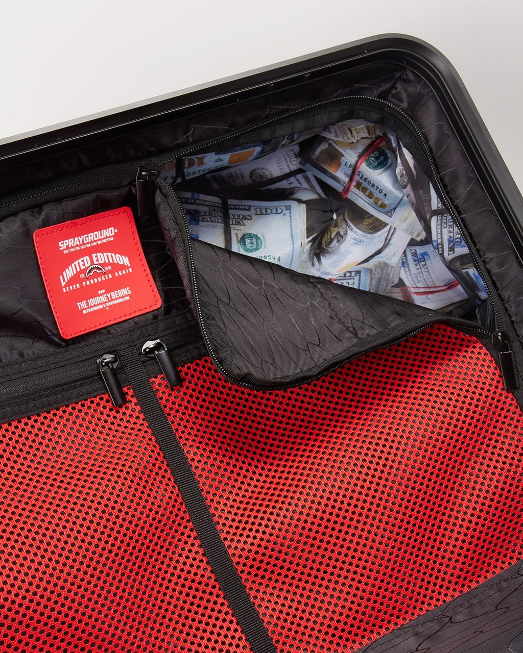 SHARKITECTURE MOLDED 29” FULL-SIZE LUGGAGE