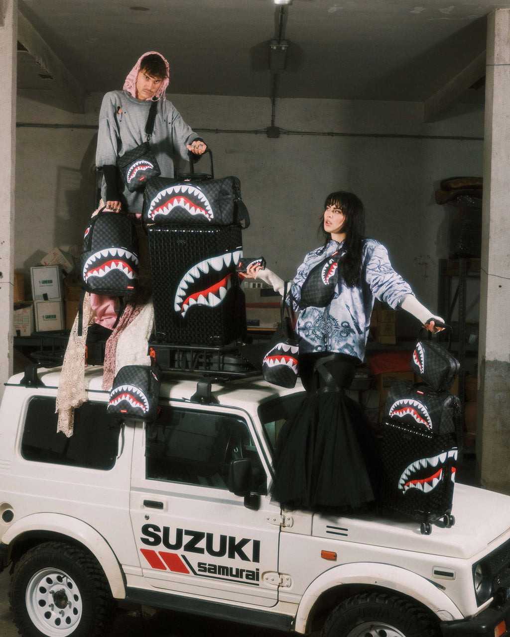 SHARKS IN PARIS HYPER PUFF DUFFLE